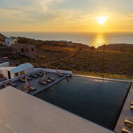 Serenita Luxury Suites